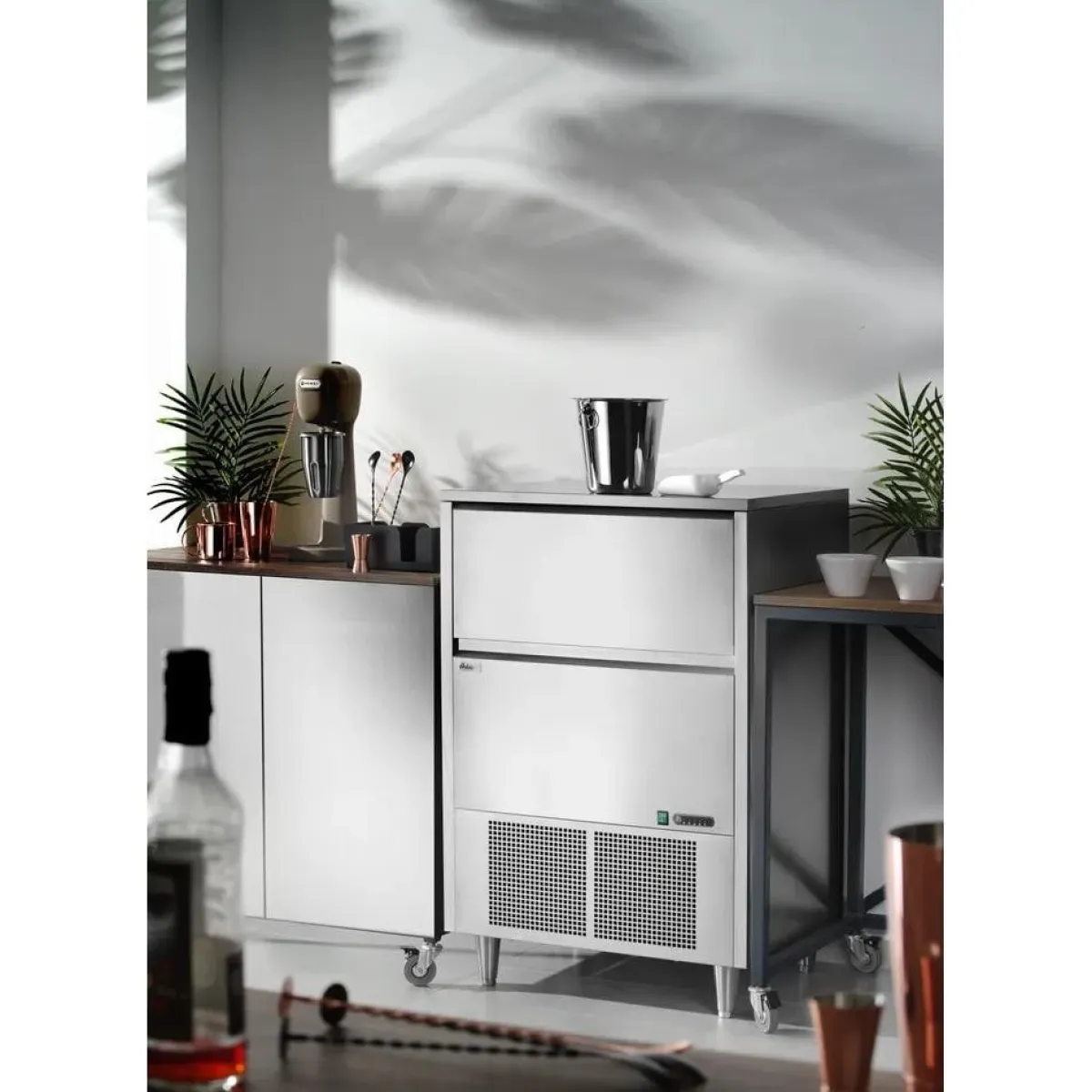 Hendi Arktic Ijsblokjesmachine 90kg/dag (42kg voorraad) Sale