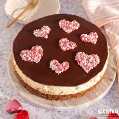 BrandNewCake Confetti Hartjes mix 60gr. Hot