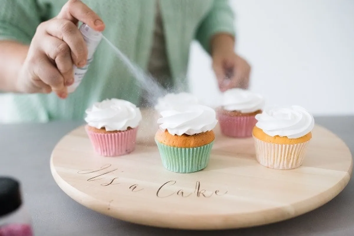BrandNewCake Kleurpoeder Spray Zilver 10g Clearance