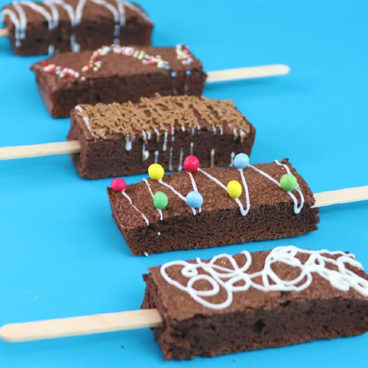 BrandNewCake Lolly / IJsstokjes Hout 11cm 50st. Sale