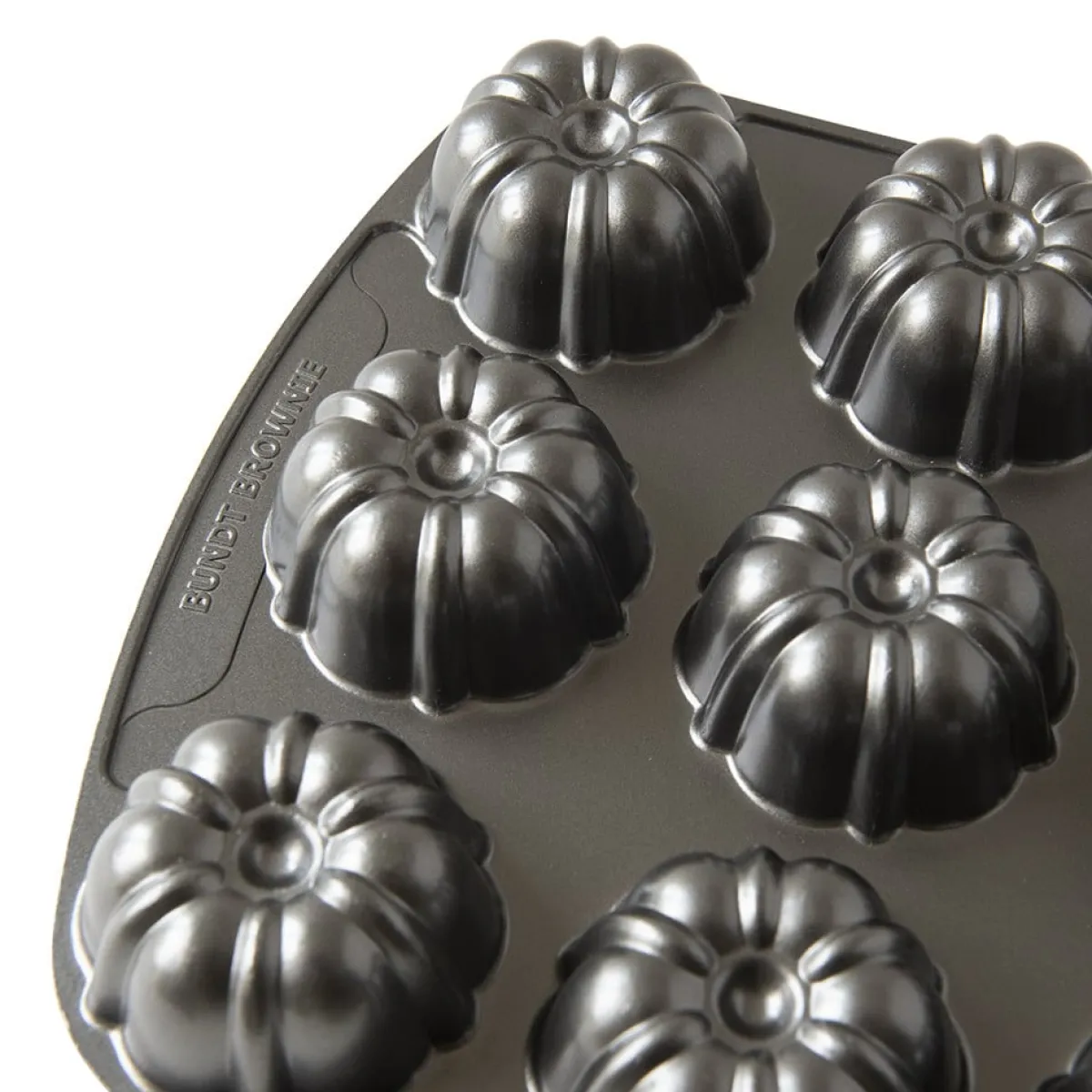 Nordic Ware Brownie Bundt Bakvorm Outlet