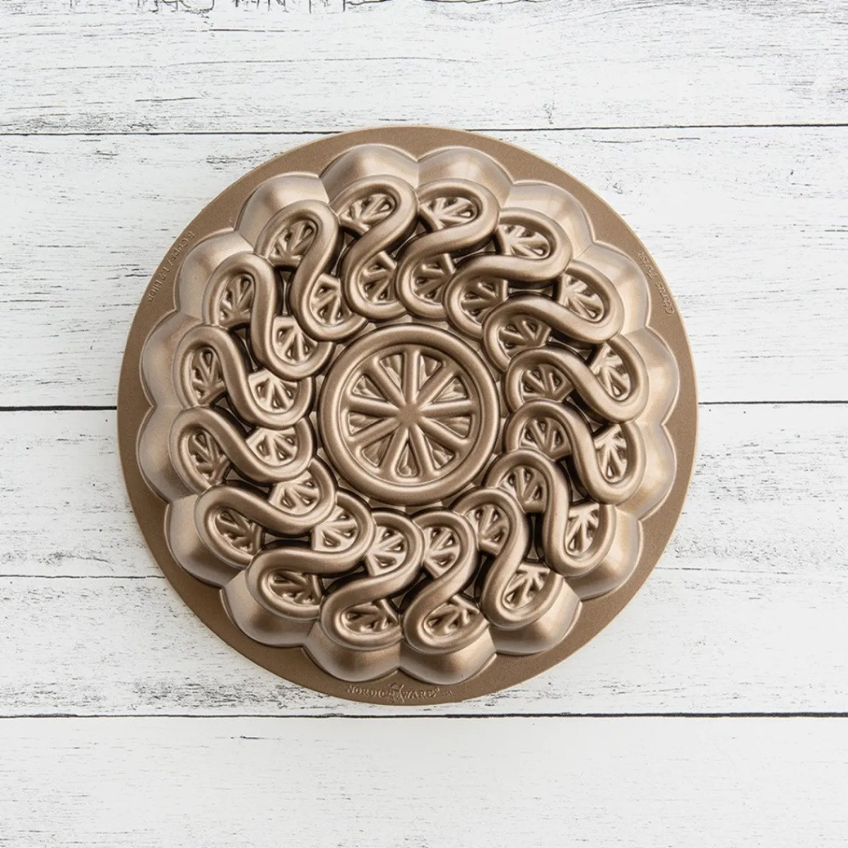 Nordic Ware Citrus Twist Bakvorm Online