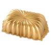Nordic Ware Fluted Bakvorm Outlet