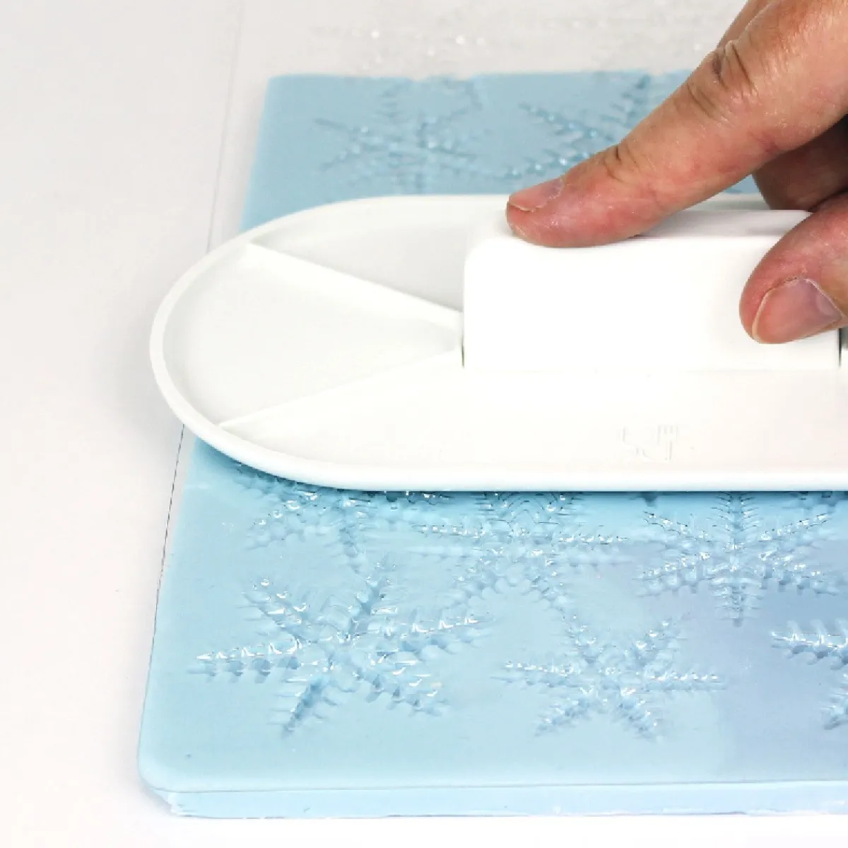 PME Impression Mat Snowflake Design Online