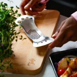 Tala Knoflookpers met Kruidenstripper Outlet