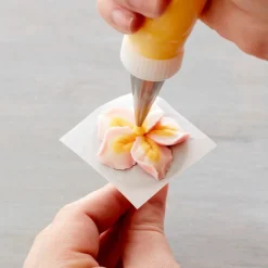 Wilton Flower Nail #7 Outlet